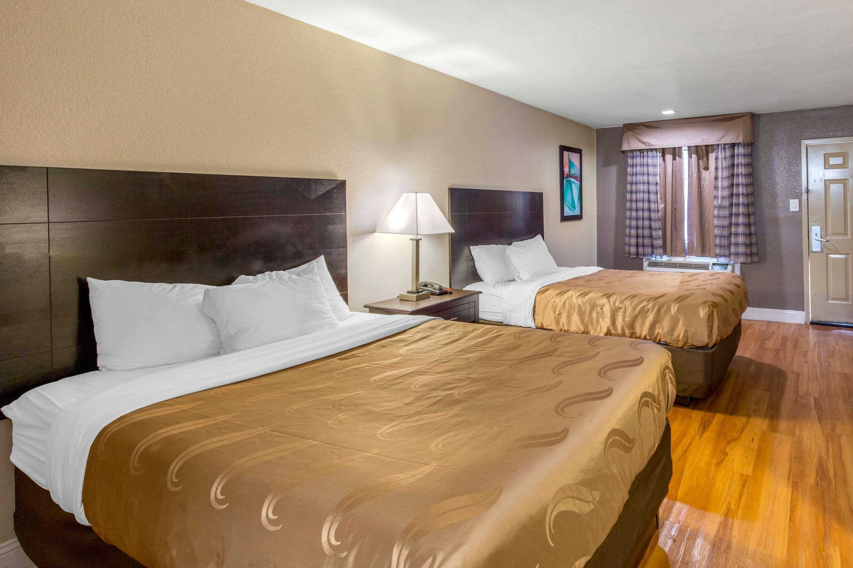 Quality Inn And Suites Port Arthur Nederland Экстерьер фото