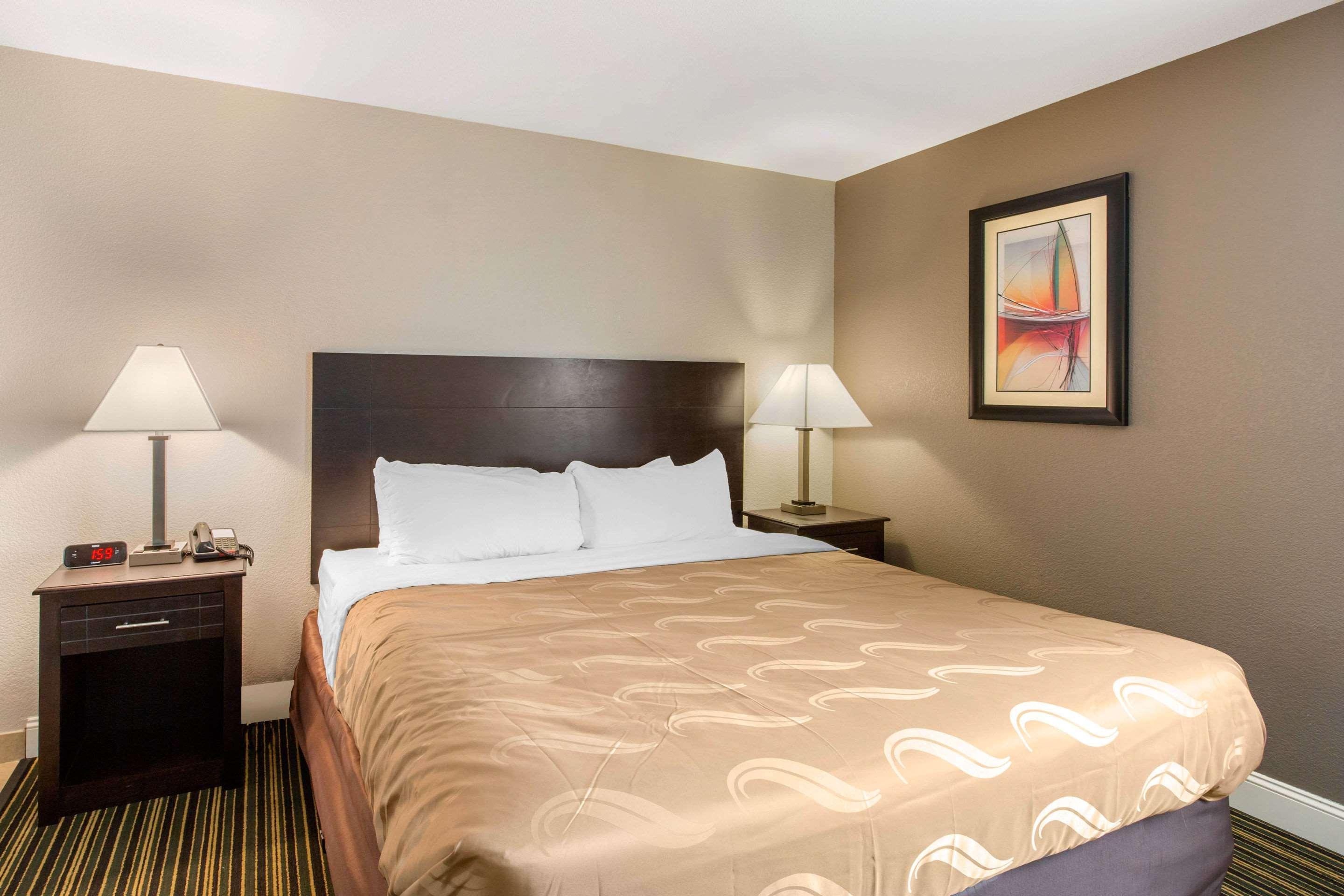 Quality Inn And Suites Port Arthur Nederland Экстерьер фото